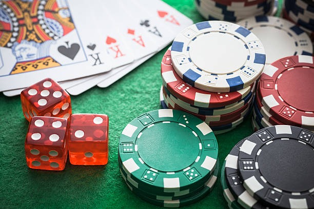 dolantogel link market opening time interface showing live table status and upcoming events